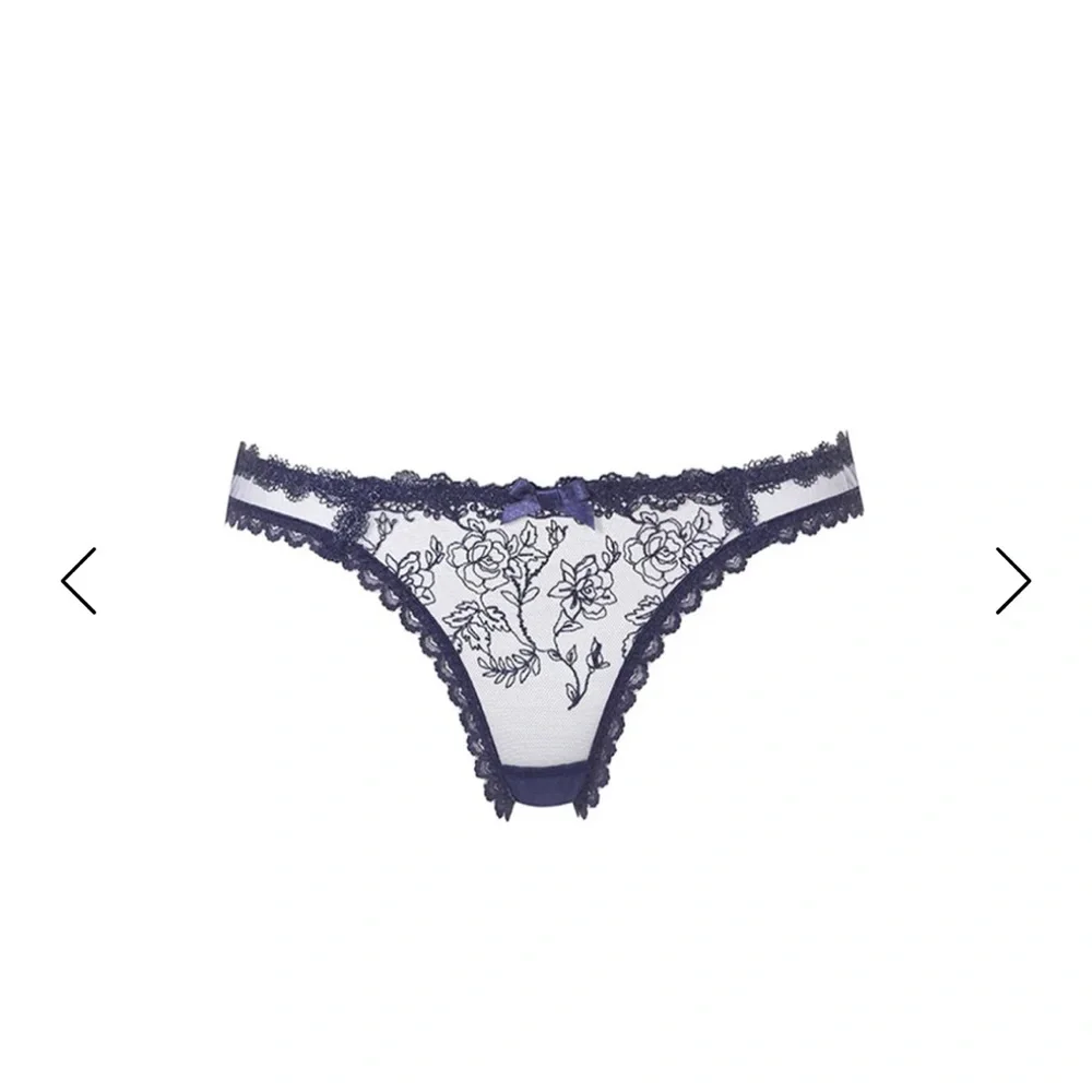 AGENT PROVOCATEUR | Rosa Bra and panty Lingerie Set in Navy Blue - Picture 3 of 11